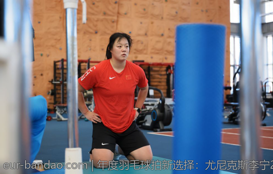 年度羽毛球拍新选择：尤尼克斯李宁2026新品大解析